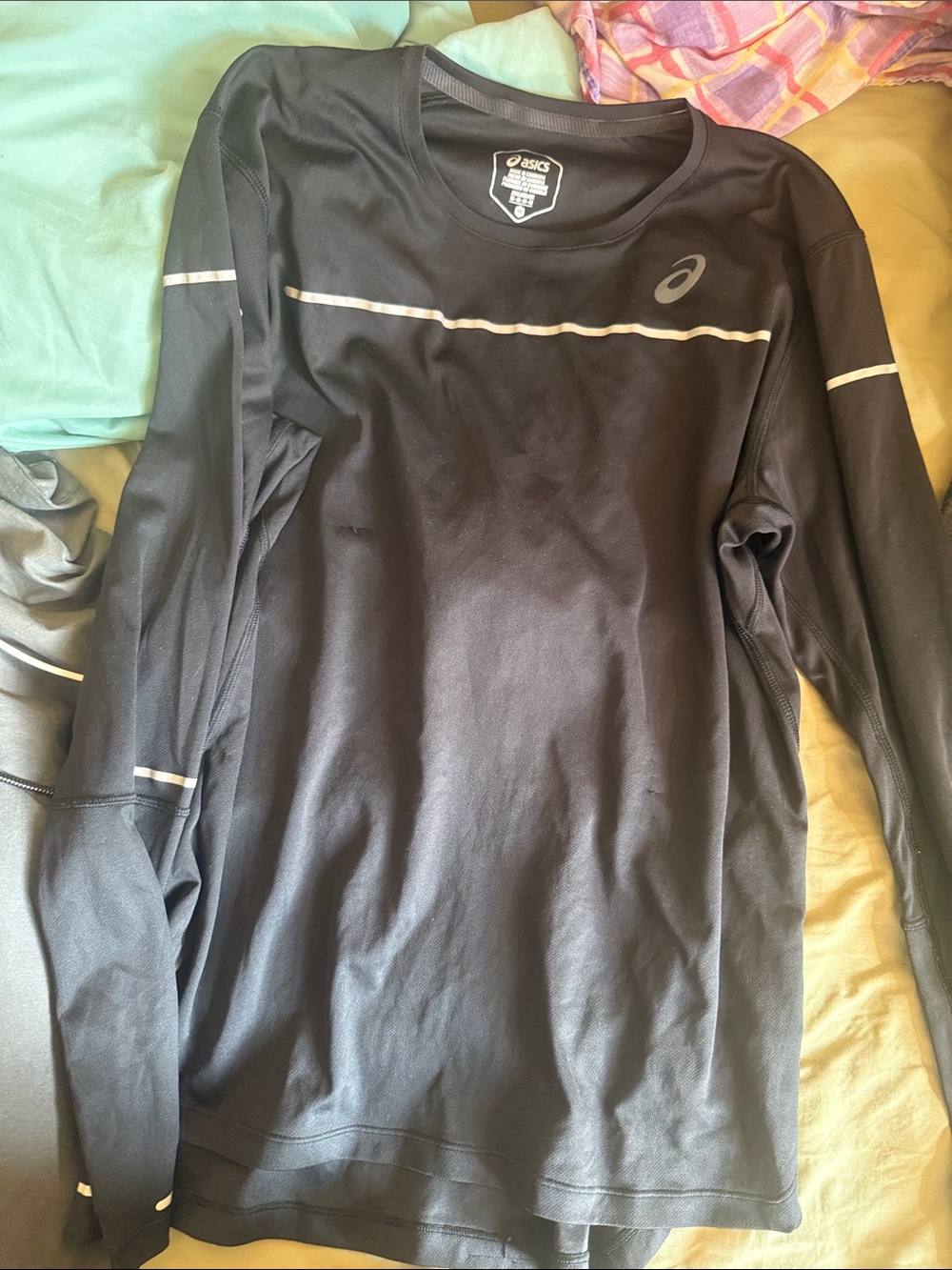Asics Men’s Black Long-Sleeve Reflective Training Top